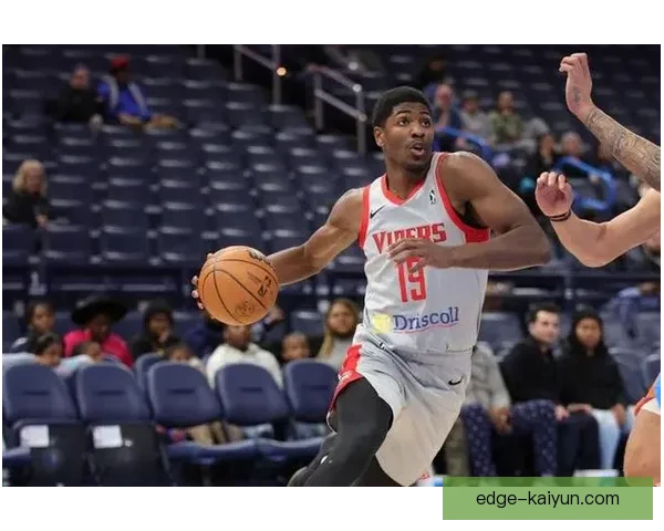 布鲁诺在进攻体系中的适配能力持续受到关注，表现稳健助力球队进攻提升